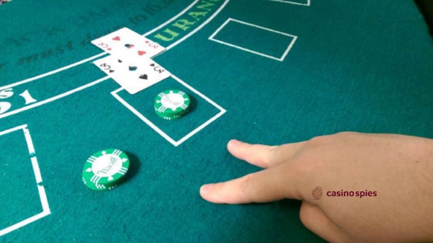 Can you split tens in blackjack